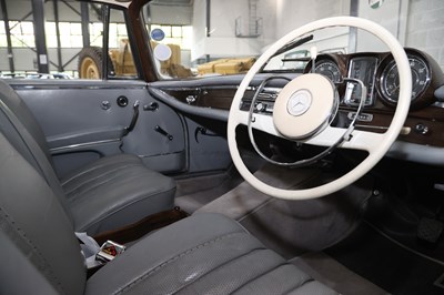 Lot 1966 Mercedes-Benz 220 SEB Coupe