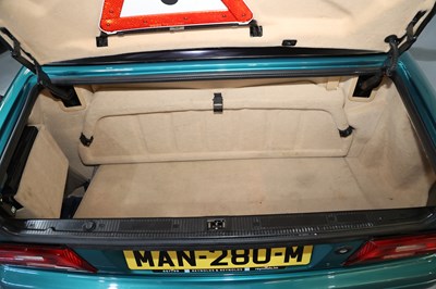 Lot 1998 Mercedes-Benz SL 280