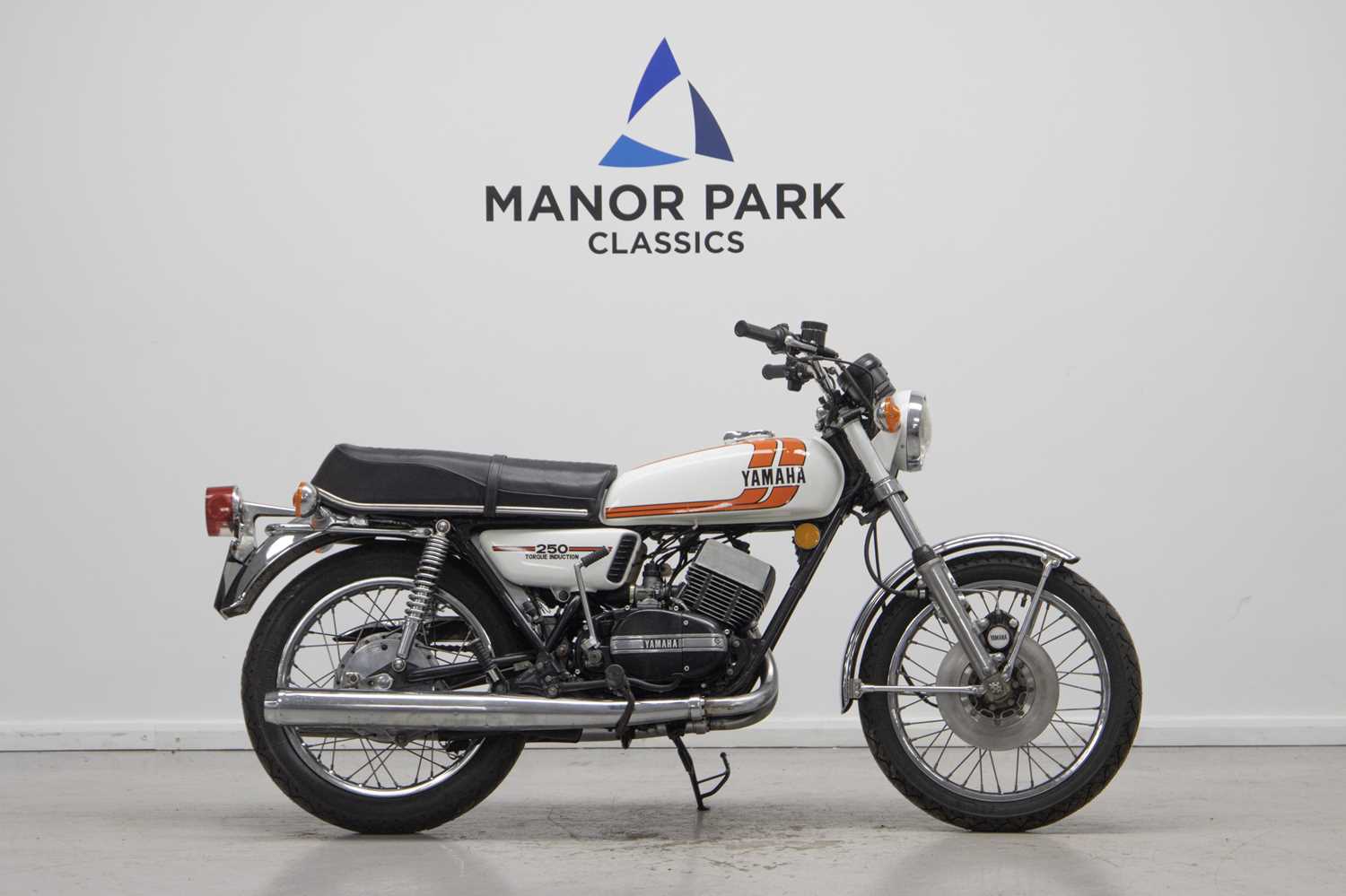 42 - 1974 Yamaha RD250