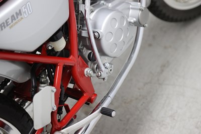 Lot 83 - 2000 Honda Dream 50