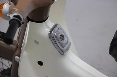 Lot 77 - 1972 Honda C90