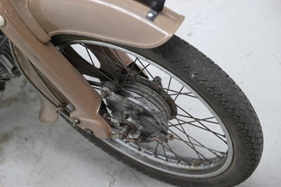 Lot 77 - 1972 Honda C90