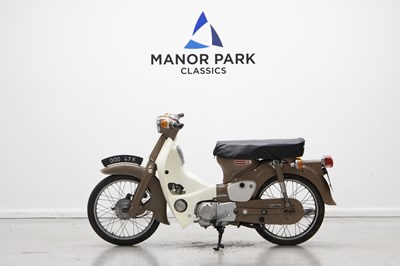 Lot 77 - 1972 Honda C90