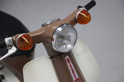 Lot 77 - 1972 Honda C90