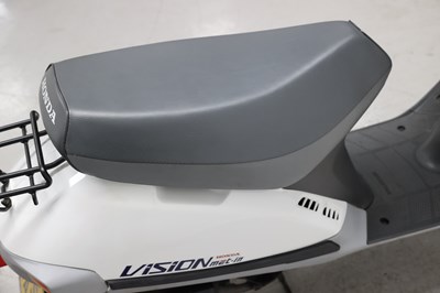 Lot 39 - 1989 Honda SA50 Vision Met-In