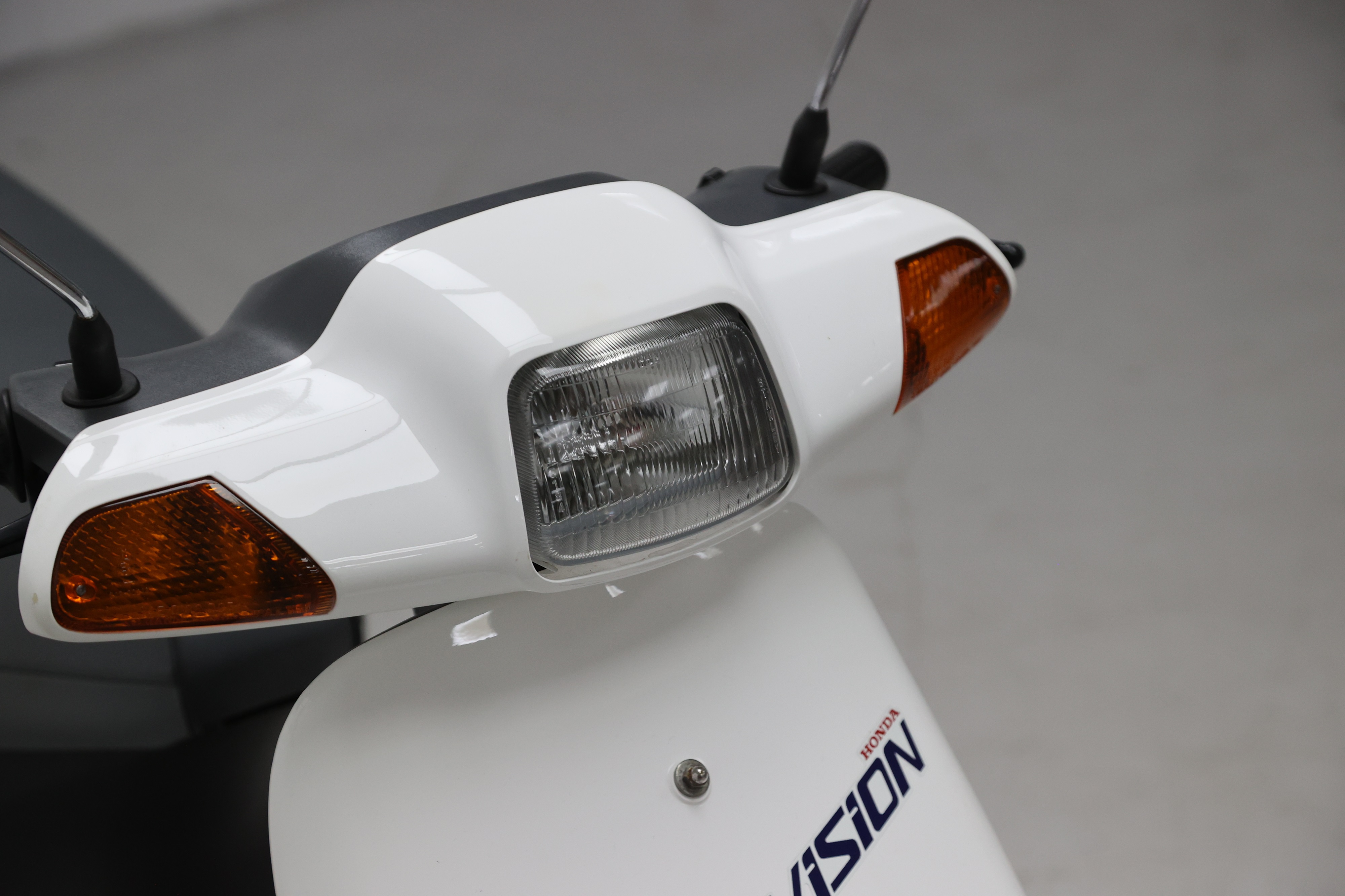 Lot 39 - 1989 Honda SA50 Vision Met-In
