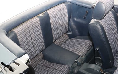 Lot 1980 Mercedes-Benz 380 SL