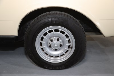 Lot 1978 Mercedes-Benz 280 CE