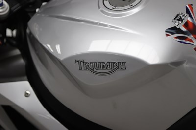 Lot 2004 Triumph Daytona 600