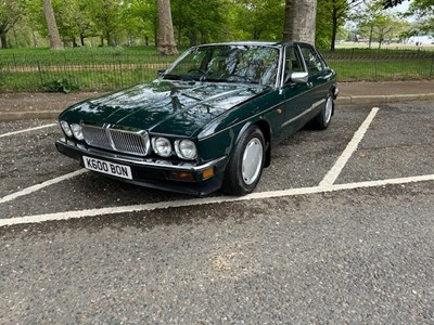 Lot 1993 Jaguar XJ40 XJ6 3.2 Auto