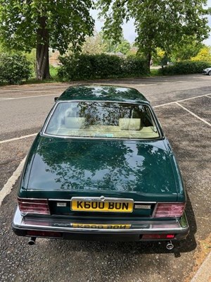 Lot 17 - 1993 Jaguar XJ40 XJ6 3.2 Auto