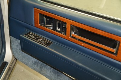 Lot 129 - 1990 Cadillac Fleetwood