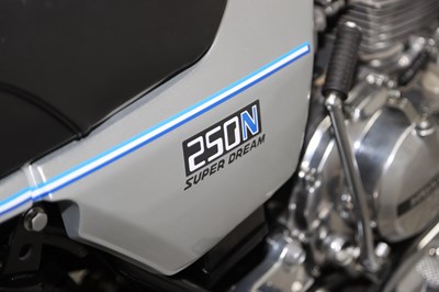 Lot 69 - 1978 Honda CB250N Super Dream