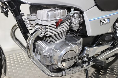 Lot 69 - 1978 Honda CB250N Super Dream