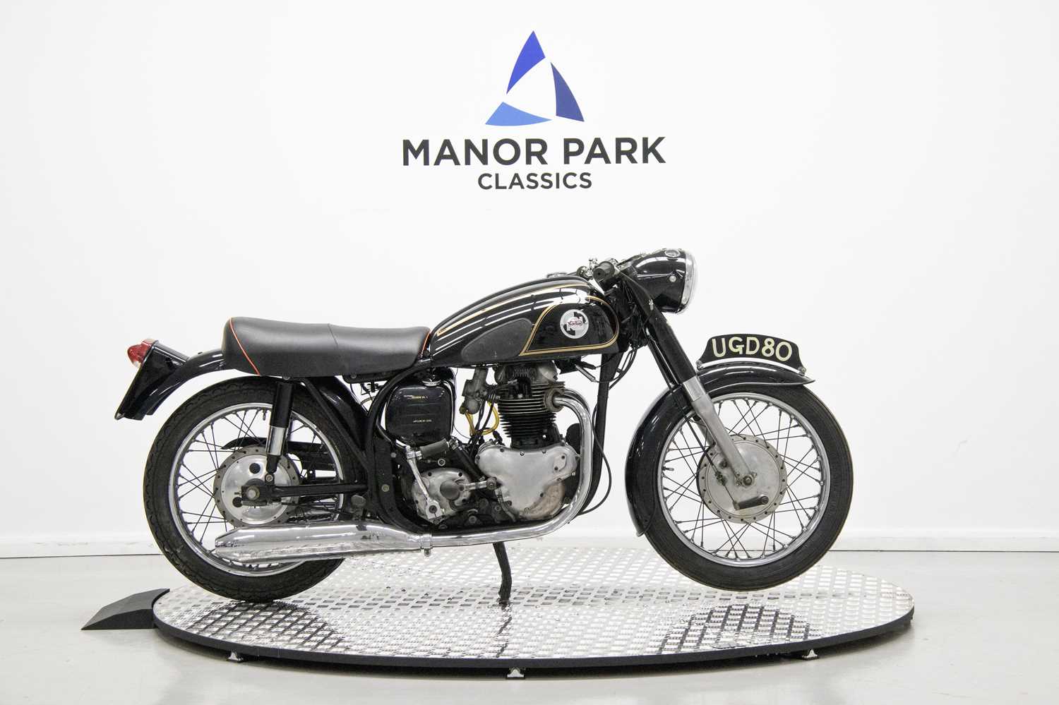 Lot 31 - 1958 Norton Dominator 88
