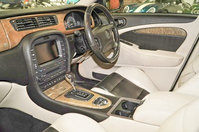 Lot 145 - 2003 Jaguar S-Type V8 R Auto