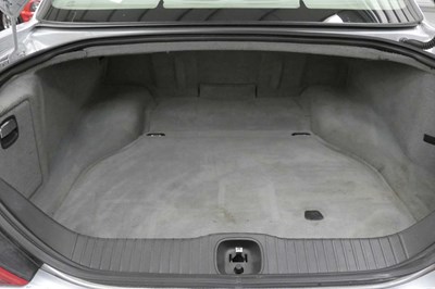 Lot 146 - 2009 Jaguar XJ Sovereign V6 TDVI