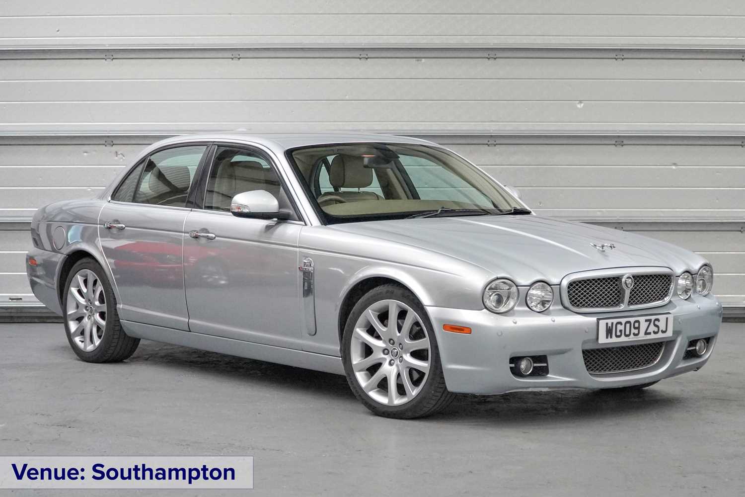 Lot 146 - 2009 Jaguar XJ Sovereign V6 TDVI