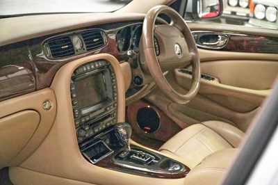 Lot 146 - 2009 Jaguar XJ Sovereign V6 TDVI