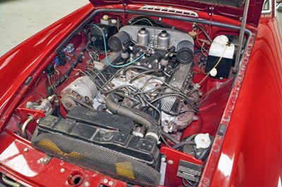Lot 120 - 1974 MG B GT V8