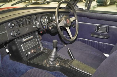 Lot 120 - 1974 MG B GT V8