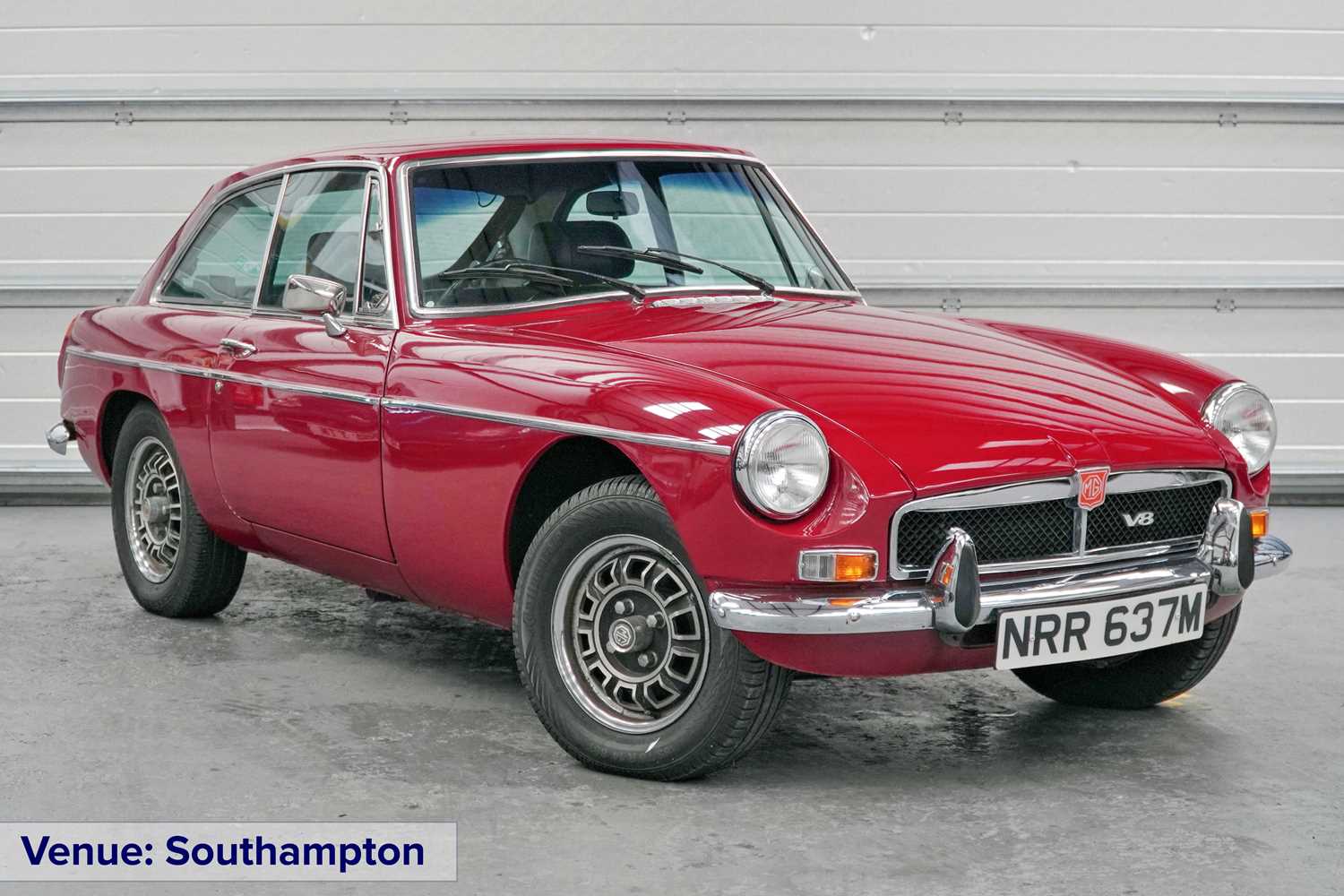 Lot 120 - 1974 MG B GT V8