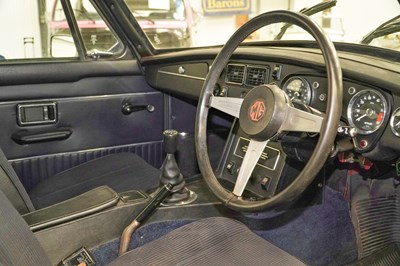 Lot 120 - 1974 MG B GT V8