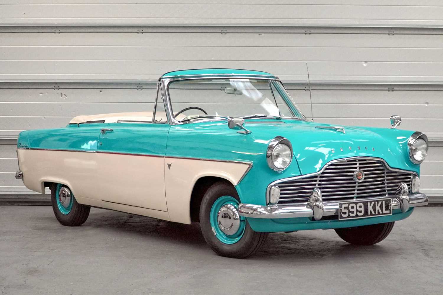 Lot 121 - 1960 Ford Zephyr