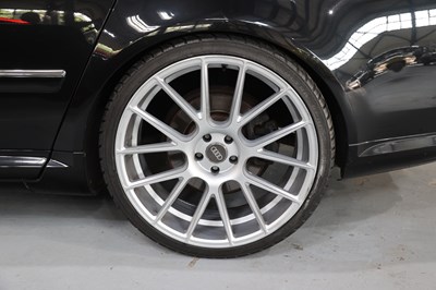 Lot 2007 Audi S8 V10