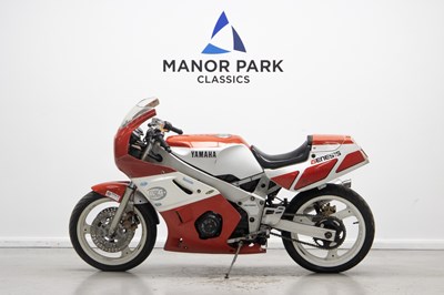 Lot 55 - 1986 Yamaha FZR400 Genesis