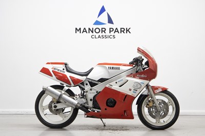 Lot 55 - 1986 Yamaha FZR400 Genesis