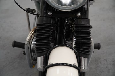 Lot 101 - 1967 Triumph TR6P Saint