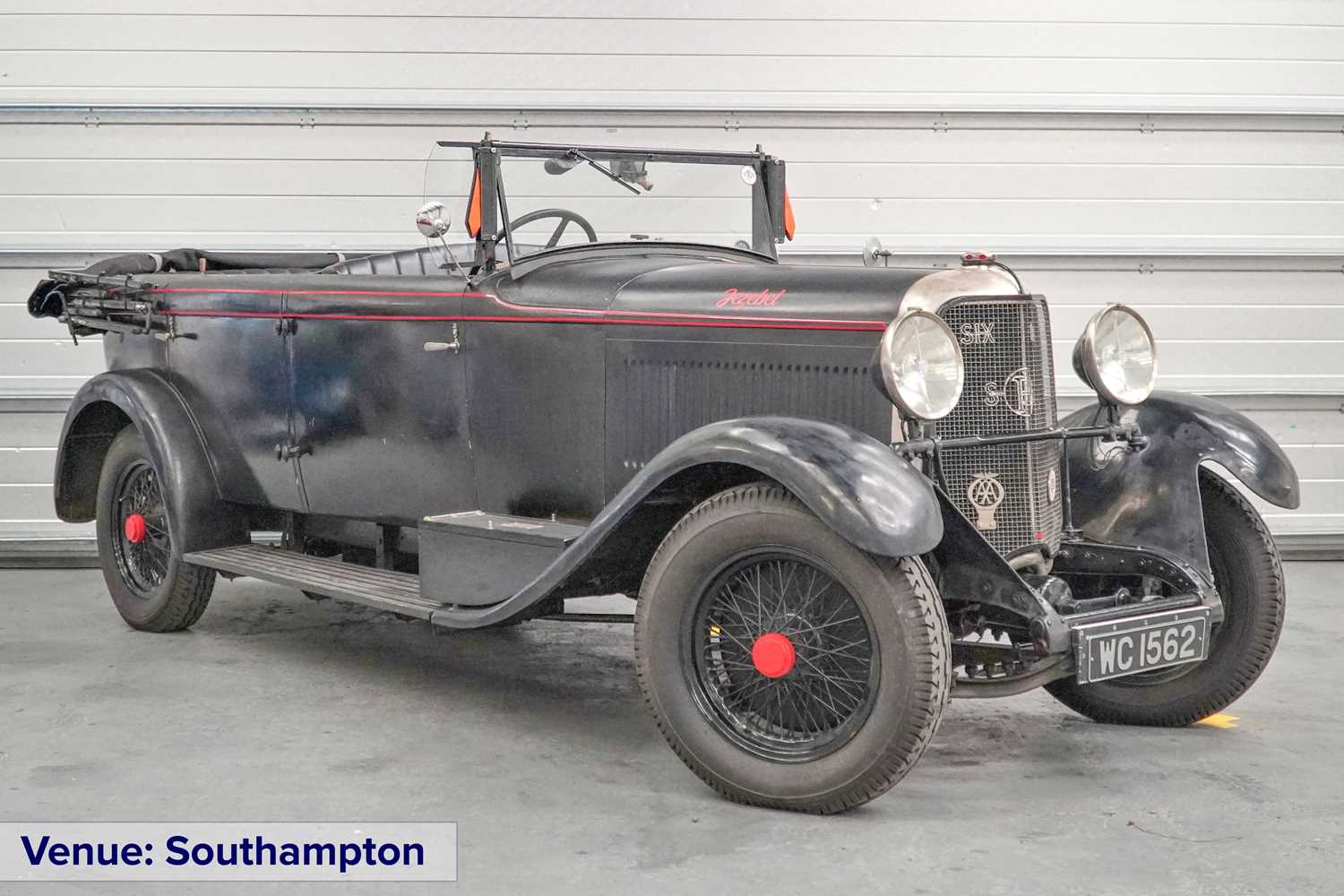 Lot 127 - 1928 Panhard Levassor