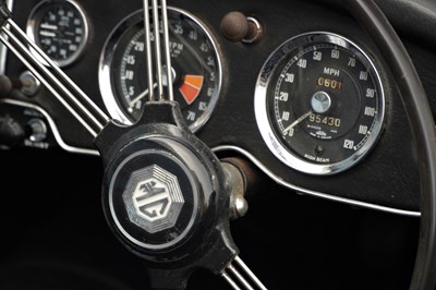 Lot 122 - 1959 MG MGA