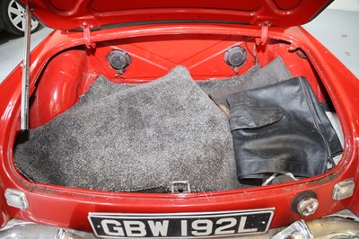 Lot 1972 MG B Roadster