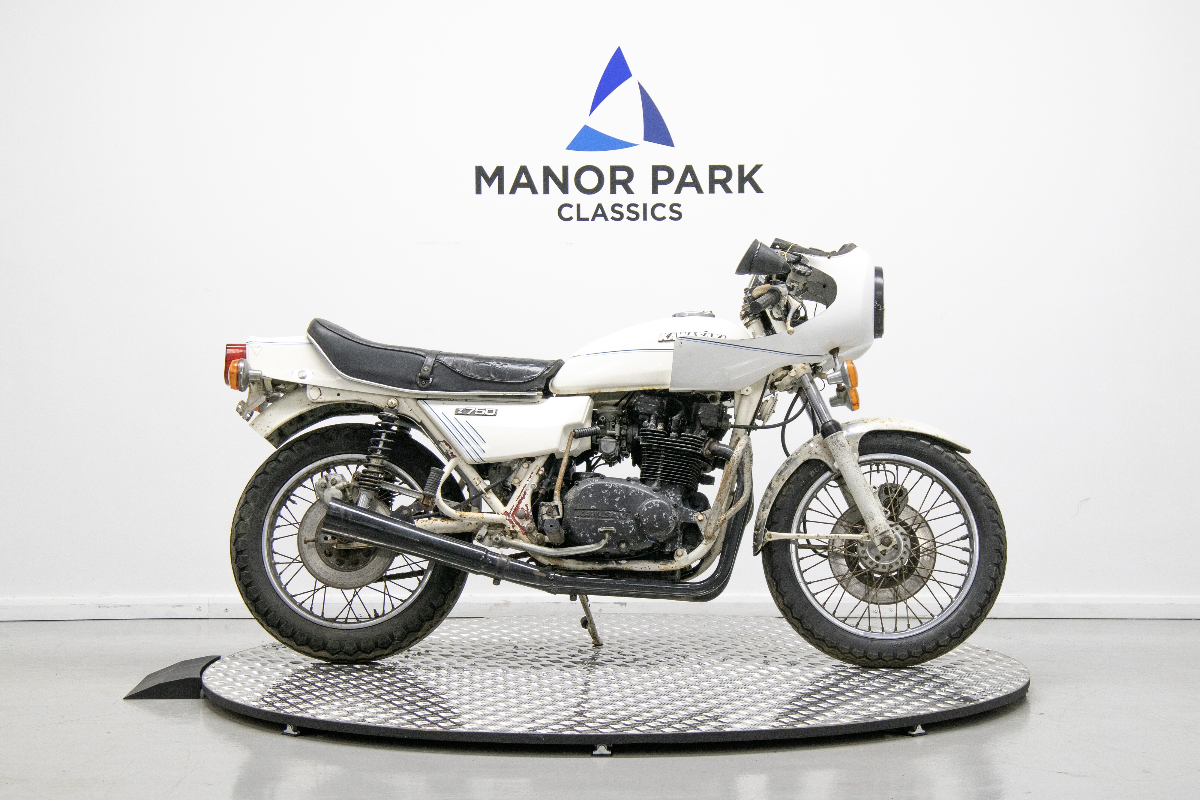 モナ 71-oO+ev6vL.jpg_BO30,255,255,