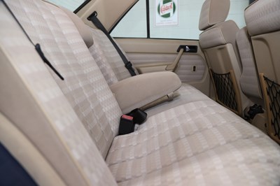 Lot 256 - 1993 Mercedes-Benz 190 E 2.0