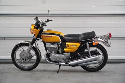 Lot 106 - 1972 Suzuki GT 550
