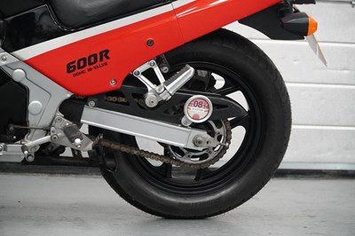 Lot 107 - 1988 Kawasaki ZX600-A3