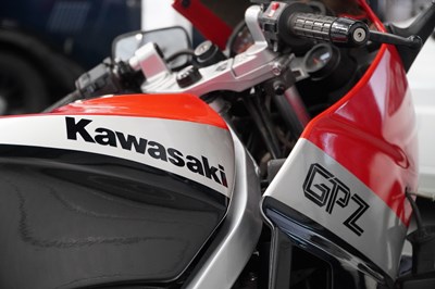 Lot 107 - 1988 Kawasaki ZX600-A3