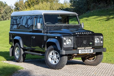 Lot 61 - 2016 Land Rover Defender 110 TD Hard Top