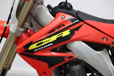 Lot 76 - 2002 Honda CR250R