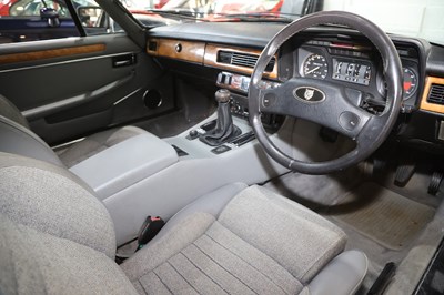 Lot 221 - 1990 Jaguar XJ-S 3.6