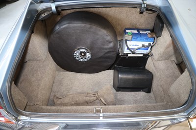 Lot 221 - 1990 Jaguar XJ-S 3.6