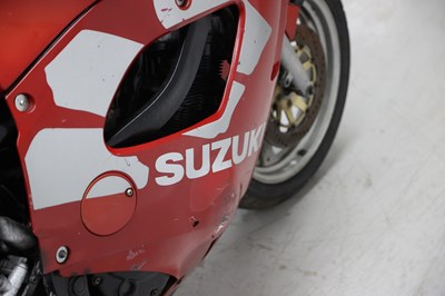 Lot 27 - 1992 Suzuki GSX600F
