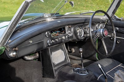 Lot 7 - 1967 MG B Roadster