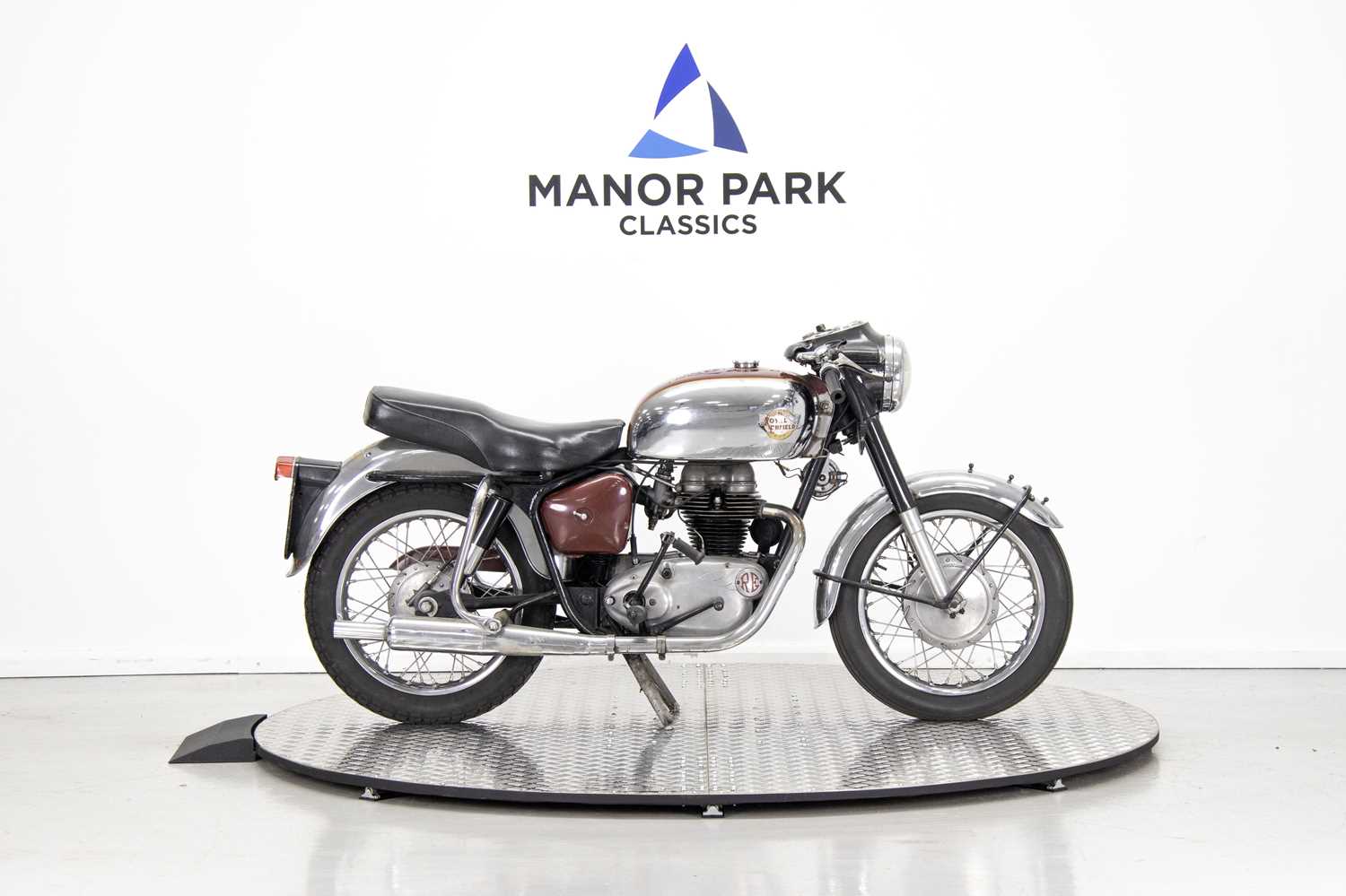 Lot 1961 Royal Enfield Crusader