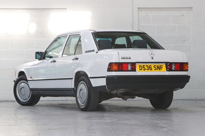 Lot 1986 Mercedes-Benz 190 E 2.0