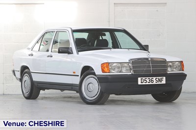 Lot 1986 Mercedes-Benz 190 E 2.0