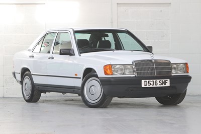 Lot 1986 Mercedes-Benz 190 E 2.0